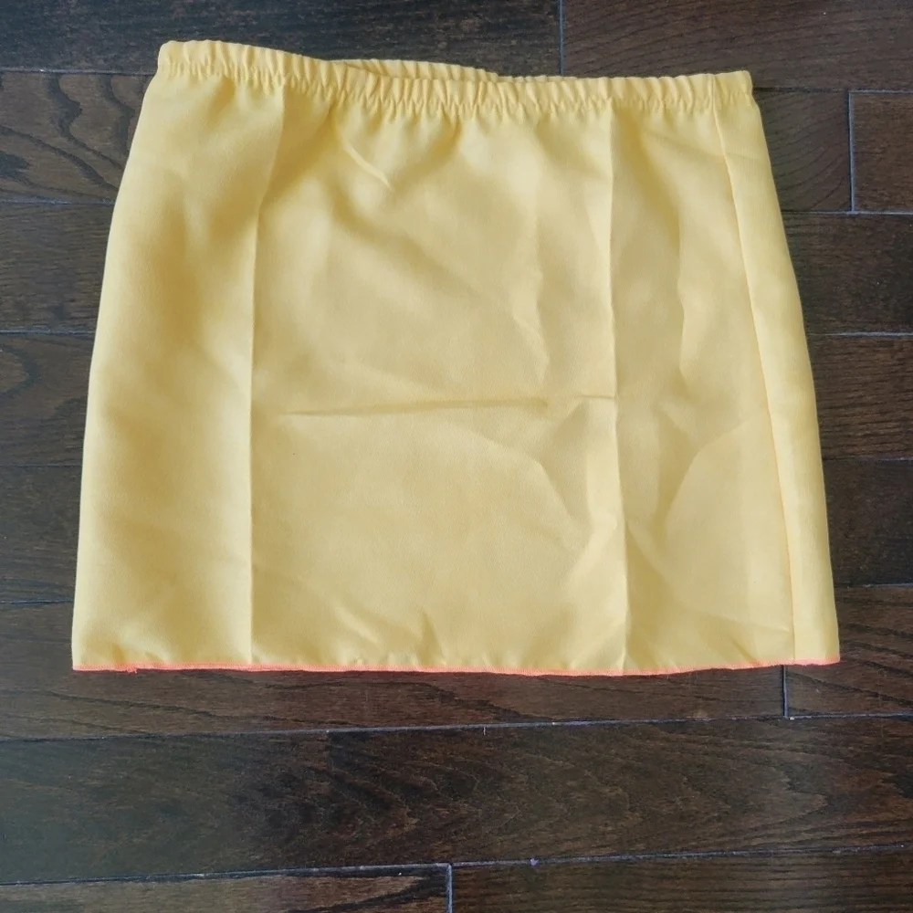 Soft Lemon Yellow Mini Skirt – Fresh & Feminine